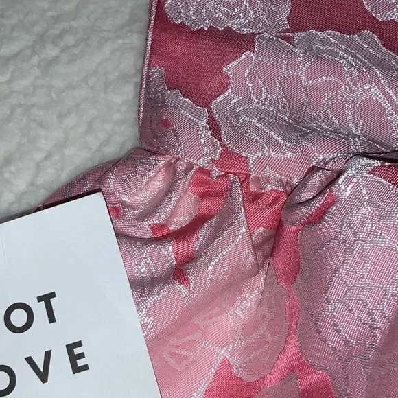 NWT Glamorous Collection Pink Floral Skirt (Size 6) - Picture 15 of 15